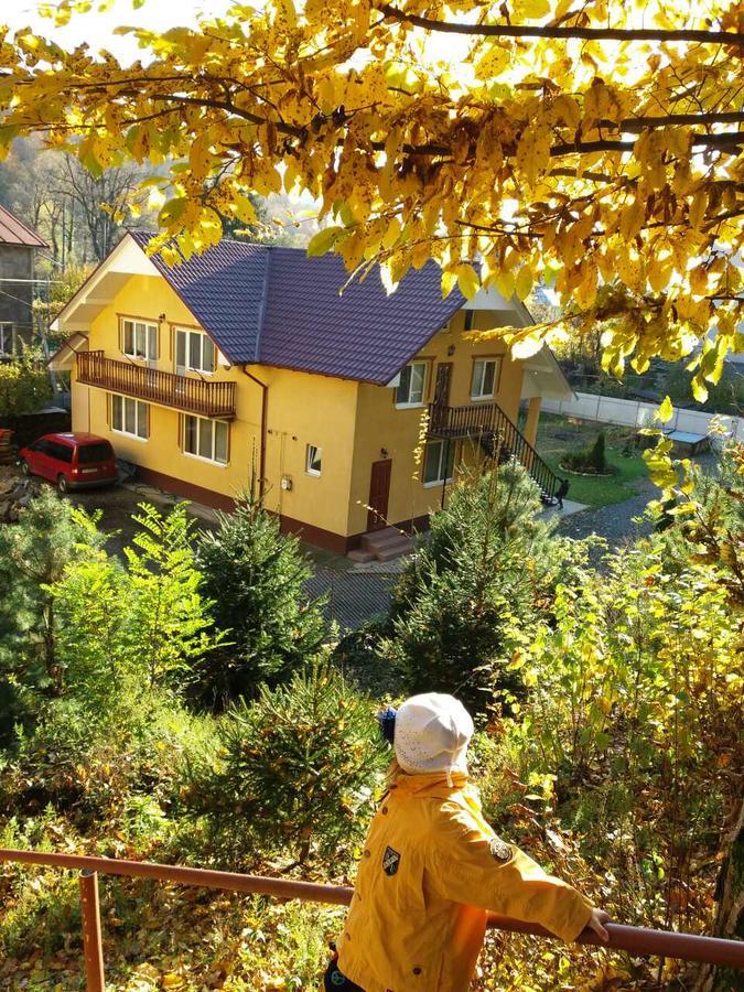 U Lyudmily Villa Karpaty Eksteriør billede